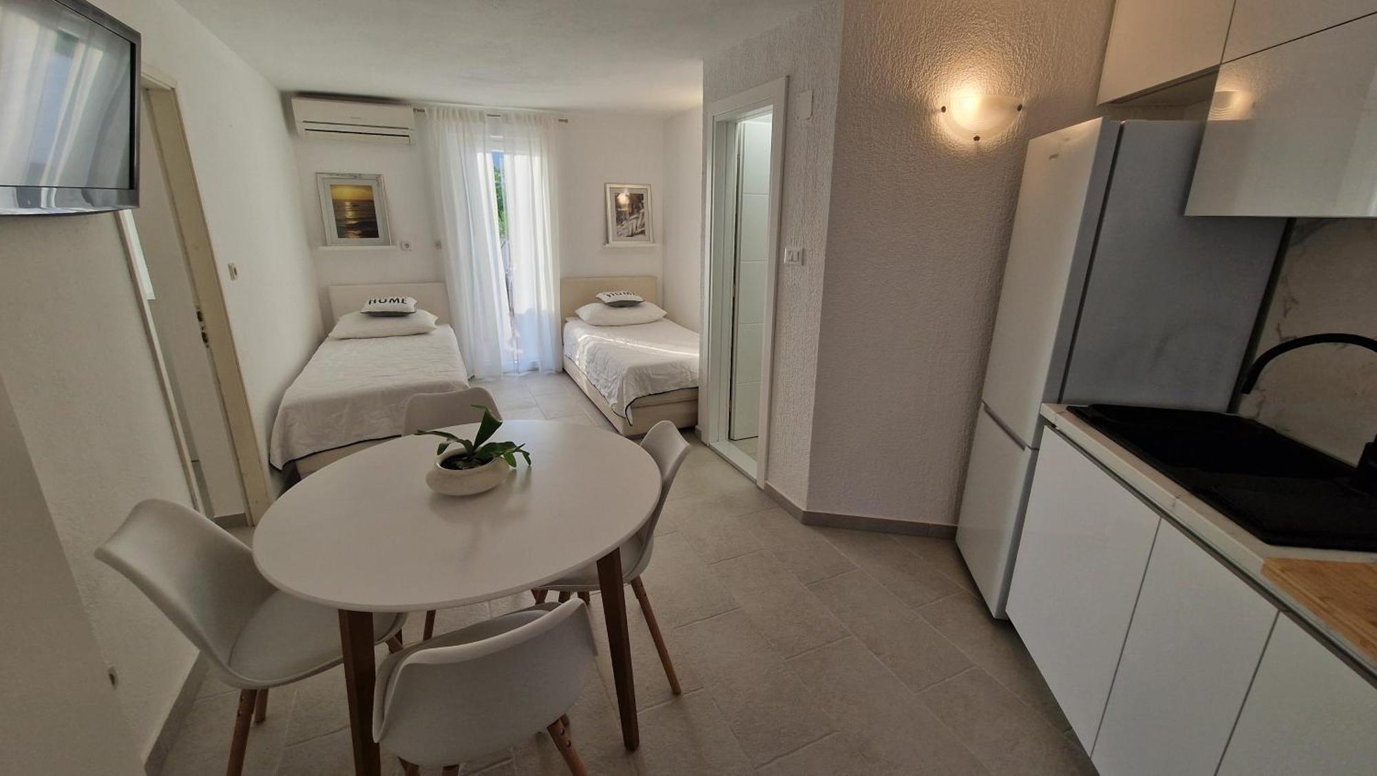 Apartment Dubravka ポドゥゴラ エクステリア 写真